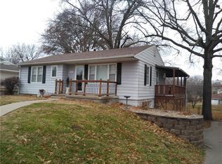 1708 S 39th St, Saint Joseph, MO 64507