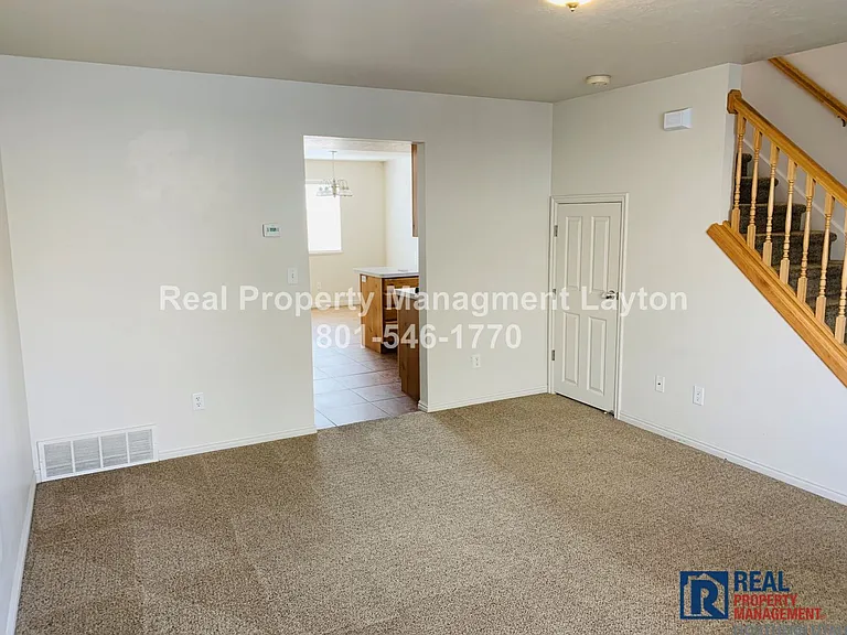 1267 E 6225 S — Photo 5