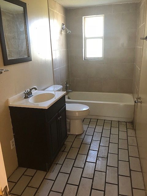 1st image of 2716 Vermont Ave