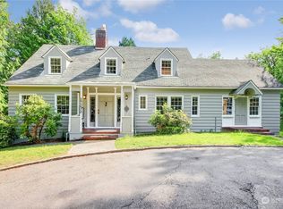 17230 37th Ave NE, Seattle, WA 98155