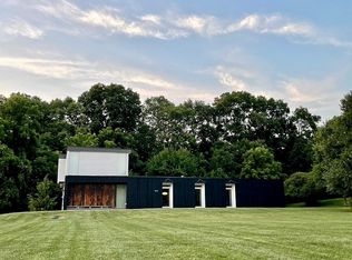 5042 Clark Shaw Rd, Powell, OH 43065