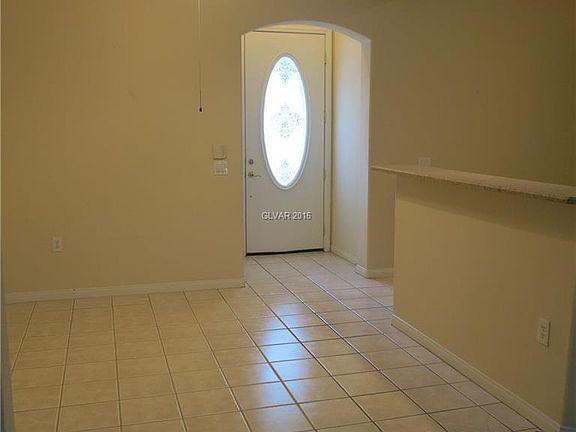 5th image of 207 Kaelyn St Unit 5