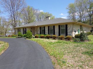 903 Grove St, Paris, TN 38242