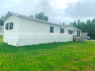 19 Bunchberry Ct, Franklin, ME 04634