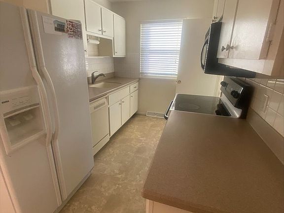 3rd image of 3849 Germania St