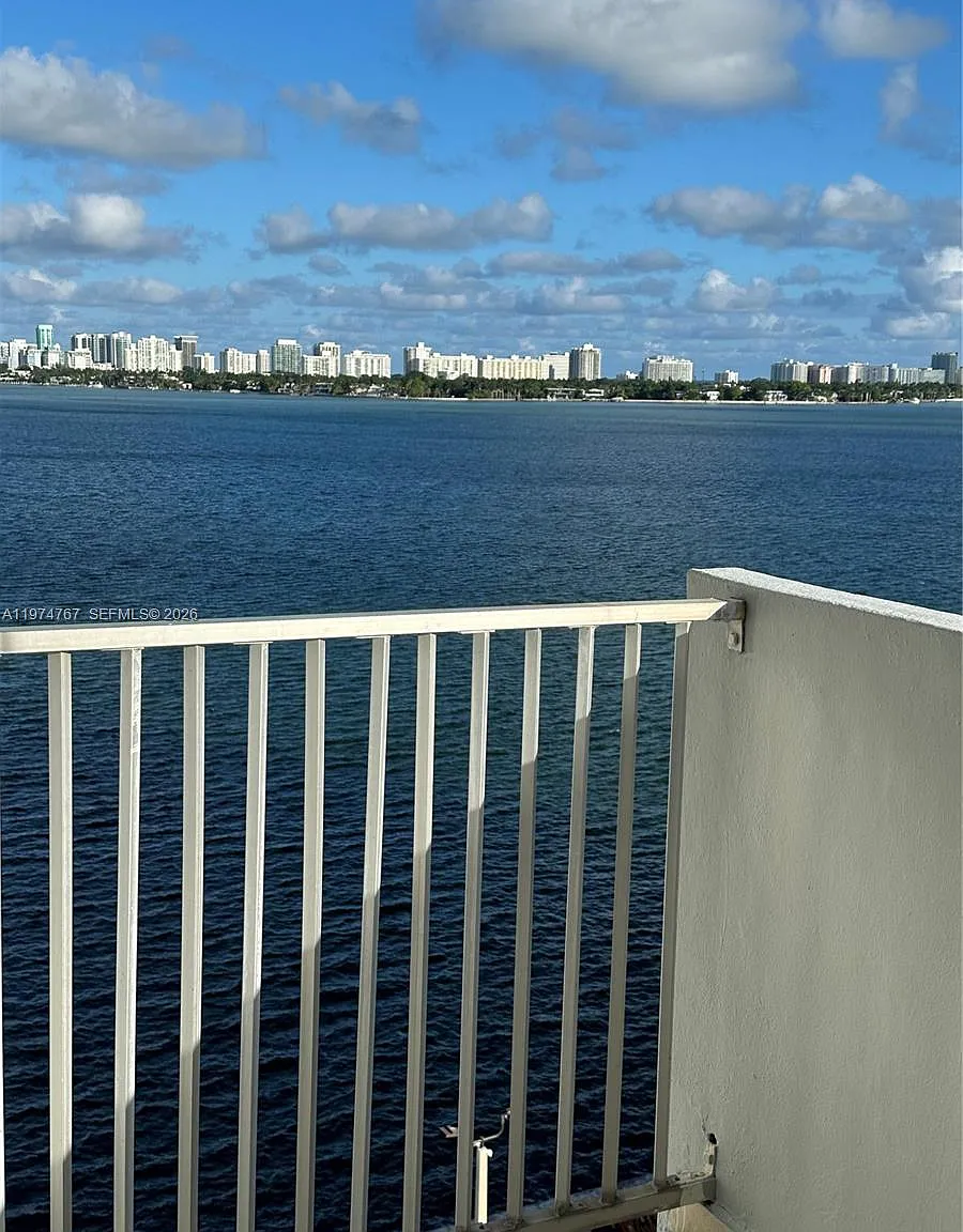 Caribbean Towers Condo — Photo 2