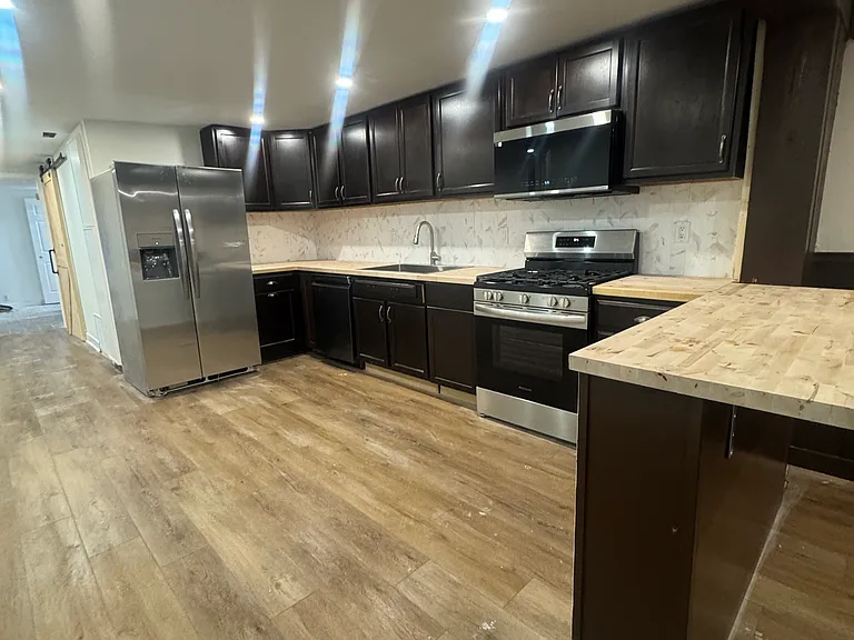 3661 Sherman Dr — Photo 12