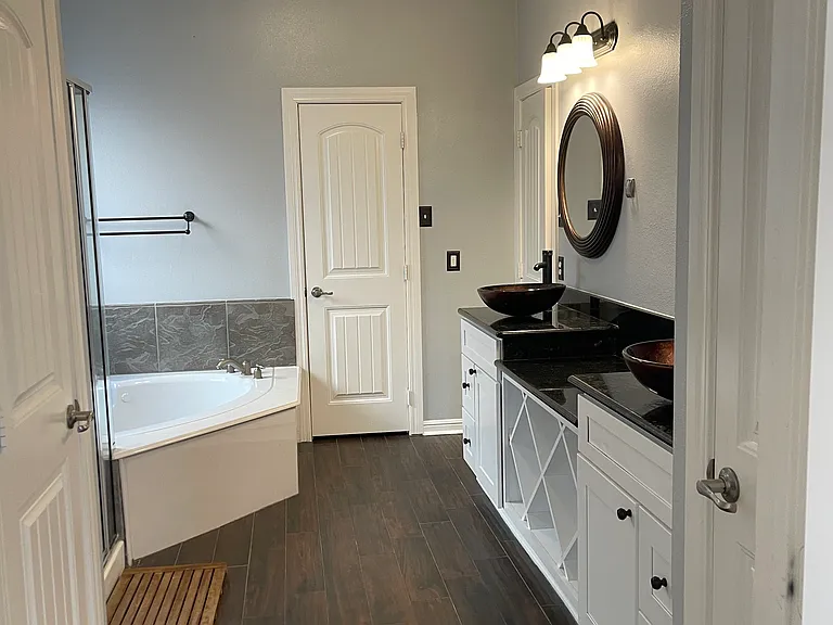 10927 Barker Grove Ln — Photo 16
