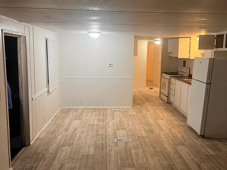 200 Lakeshore Dr — Photo 5