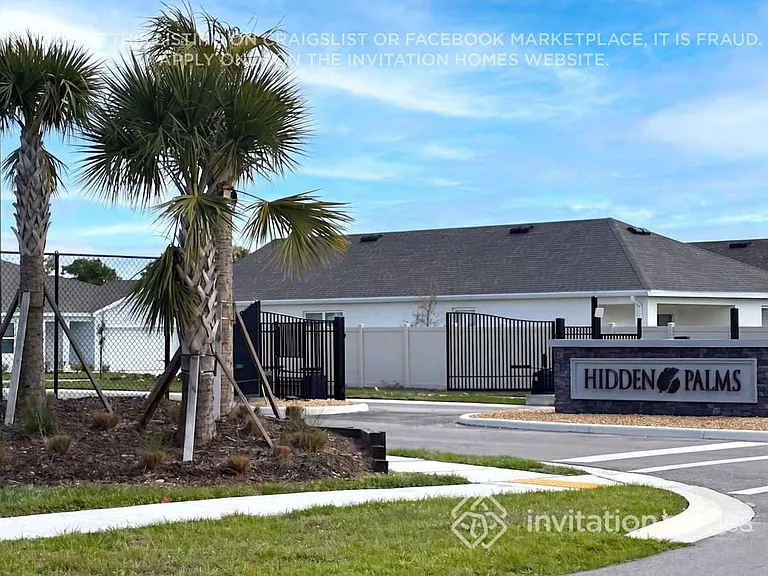 8045 Majestic Palms Ct — Photo 21