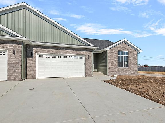 3rd image of 3801 Sugar Loaf Dr