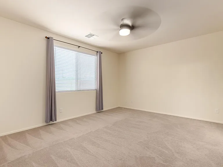 7503 S 12th Ave — Photo 15