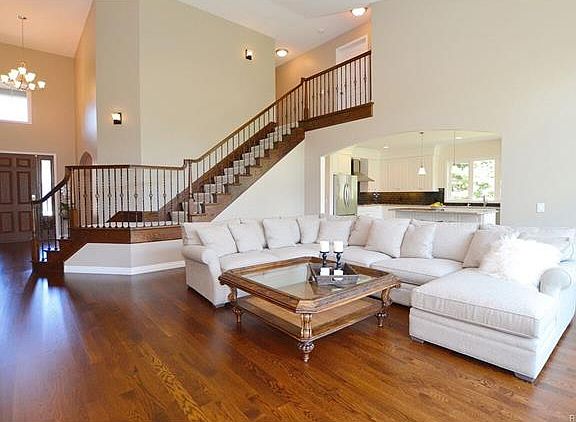 5th image of 22100 Orchard Pl