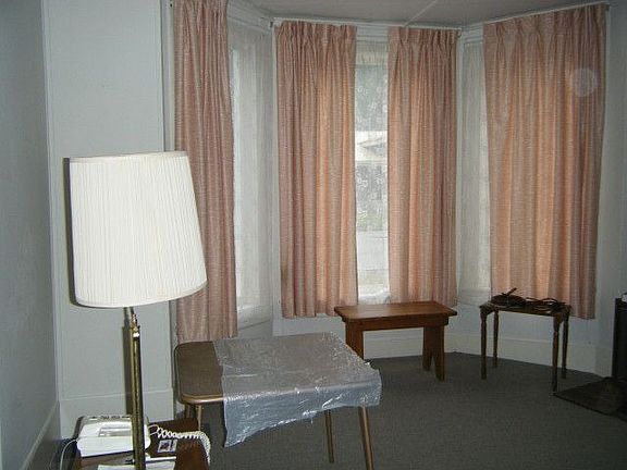 5th image of 319 Pine St