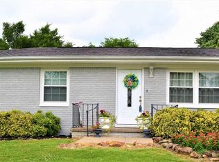 118 Longview Dr, Paducah, KY 42001