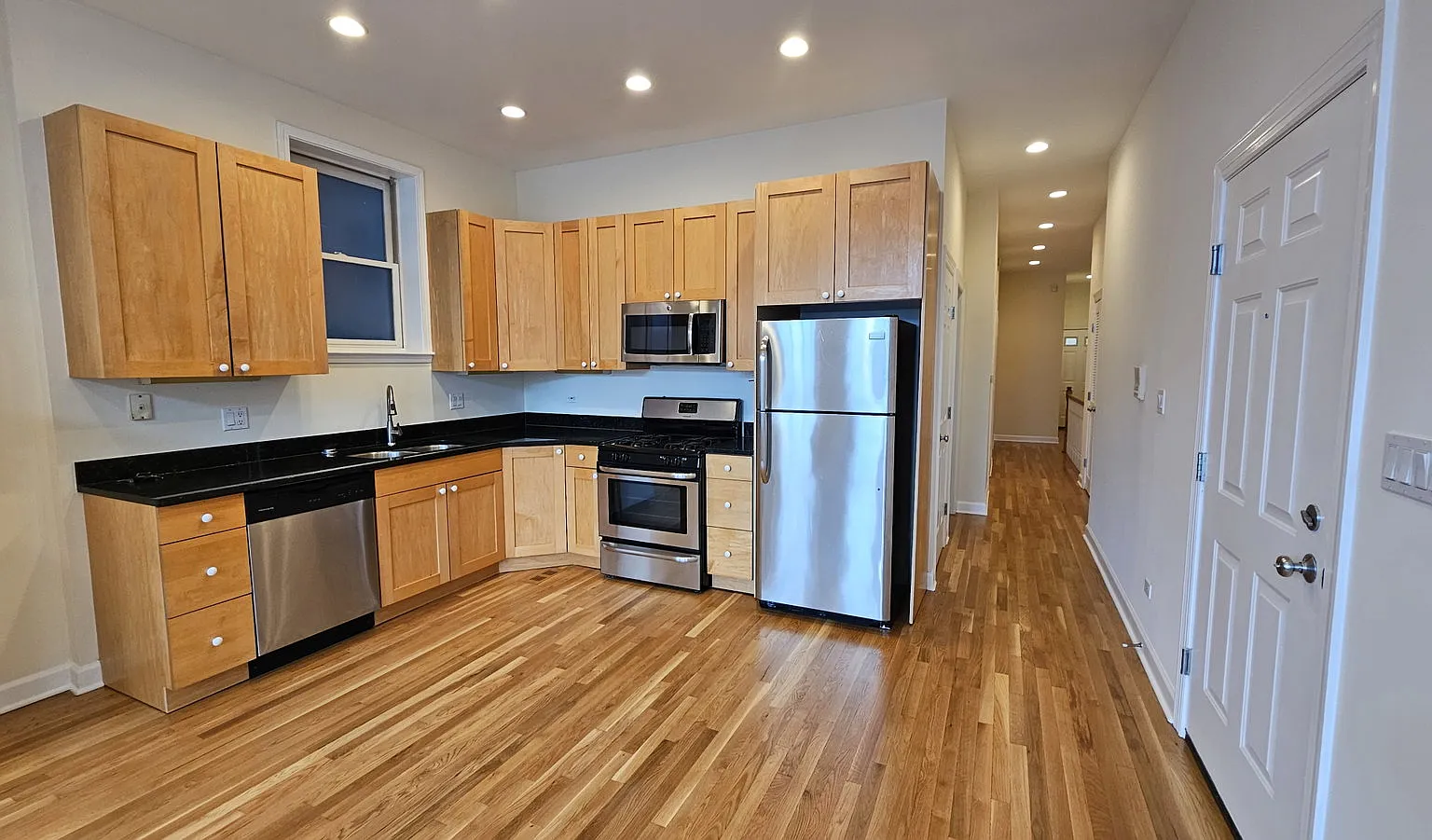 2 bed, 2.0 bath, $3,295 — Photo 2