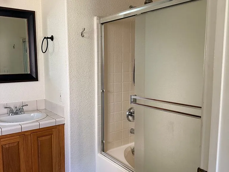 2110 Ardagh Ct — Photo 13