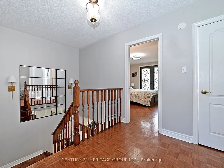 44 Equator Cres — Photo 17