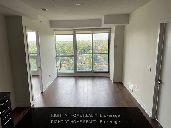 60 Berwick Ave #1305, Toronto, ON M5P 0A3