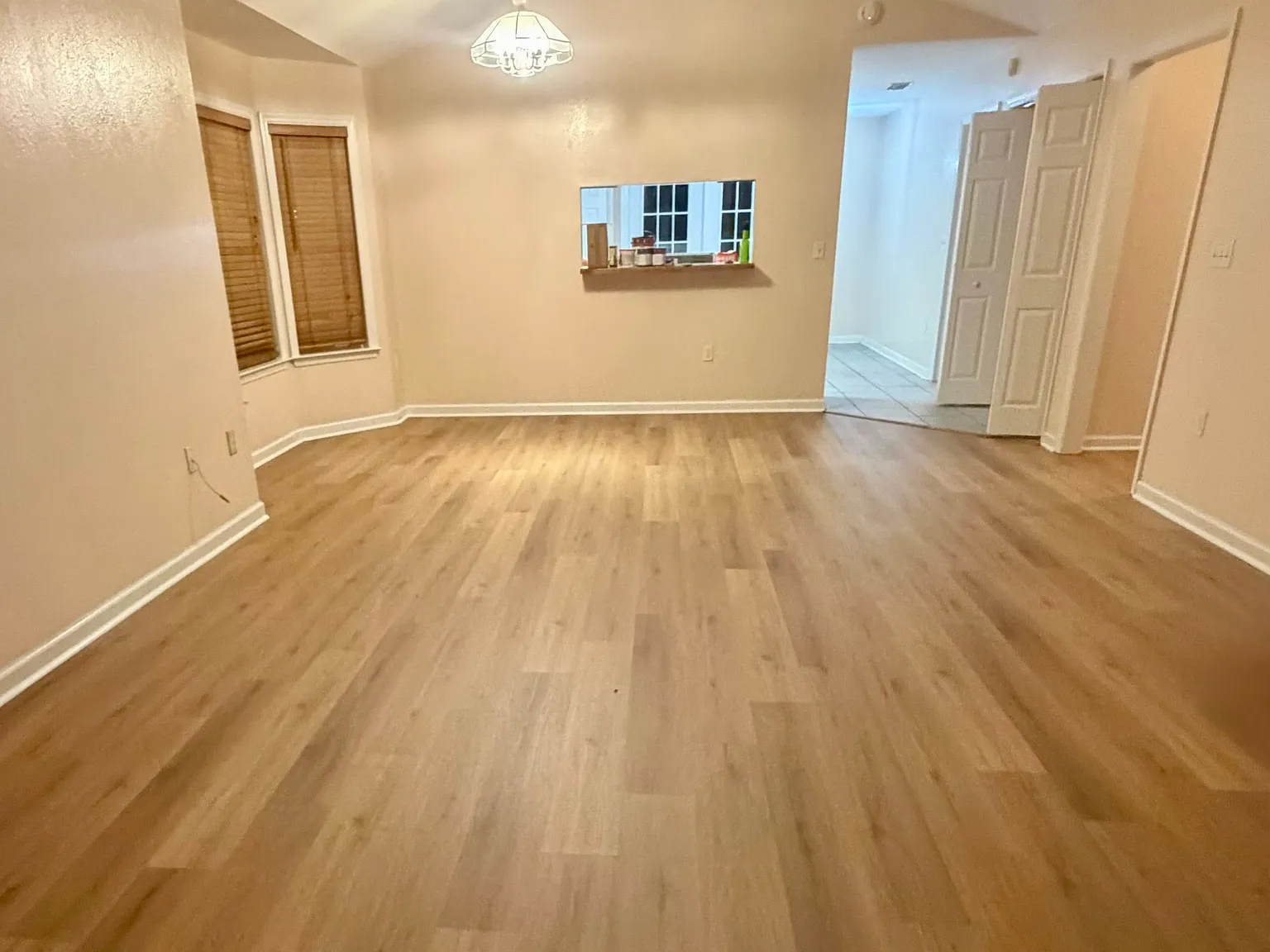 3 bed, 1433 sqft, $1,825 — Photo 2