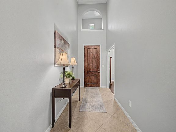 4th image of 2826 Delmar Terrace Dr