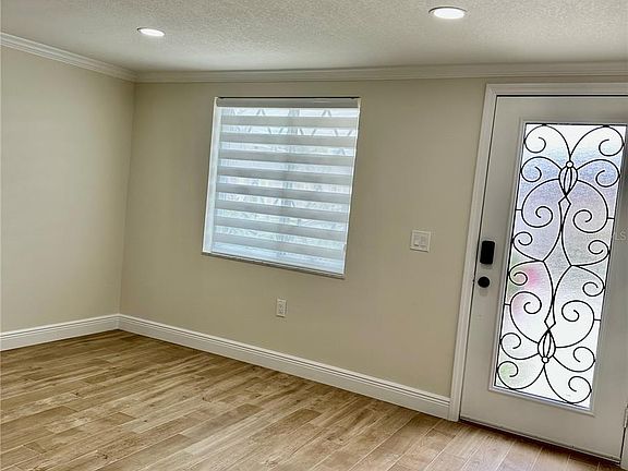 5th image of 4946 Allner St