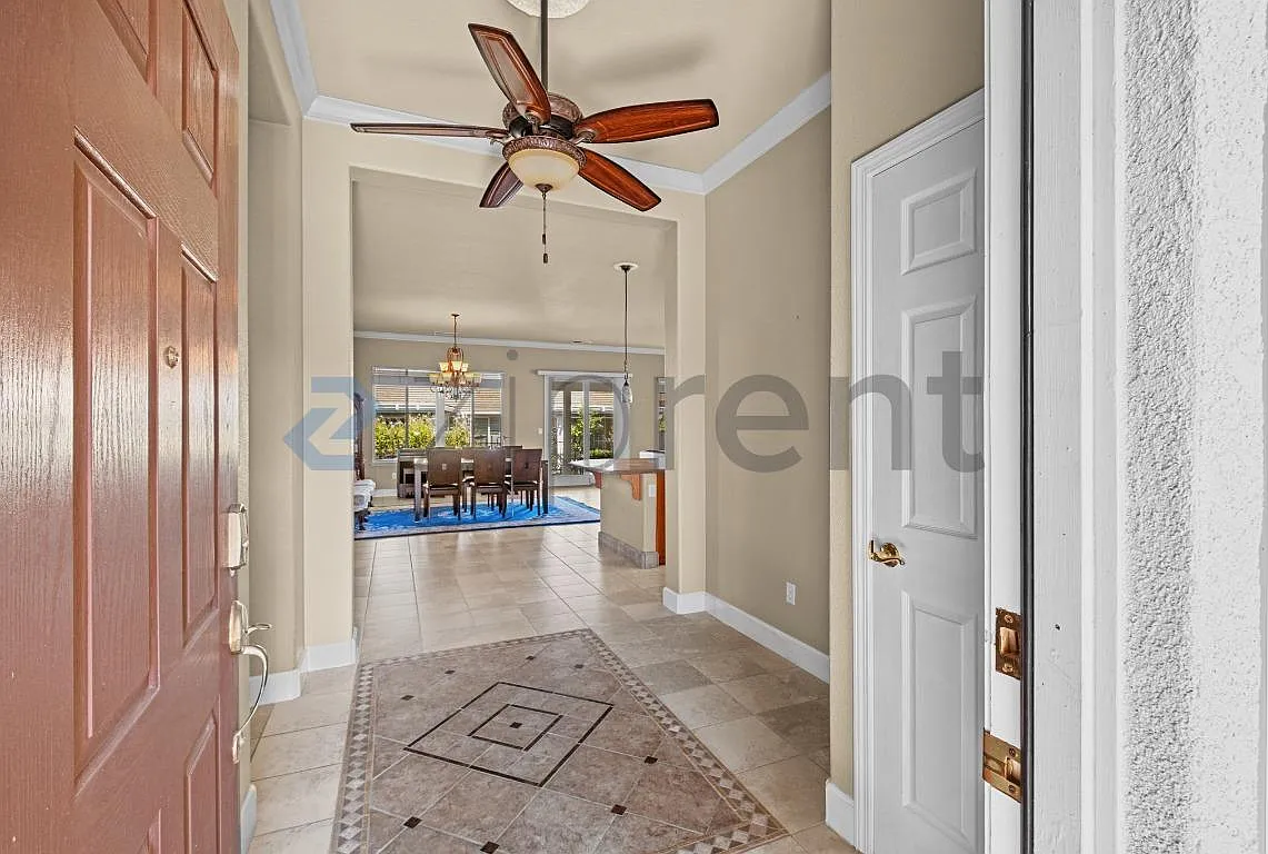 2 bed, 2031 sqft, $2,500 — Photo 4