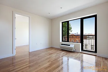 Rented by aptsandlofts.com