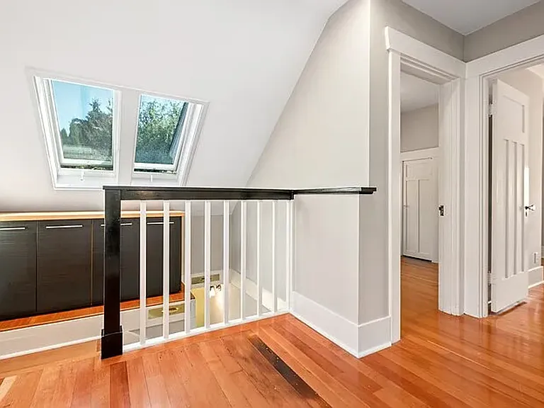 4818 51st Ave S — Photo 24