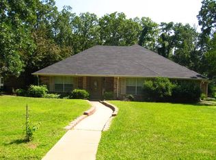 245 Red Oak Ln, Powderly, TX 75473