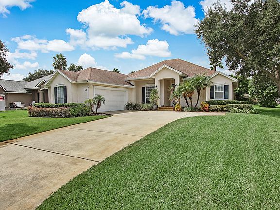 2nd image of 697 Great Abaco Ct