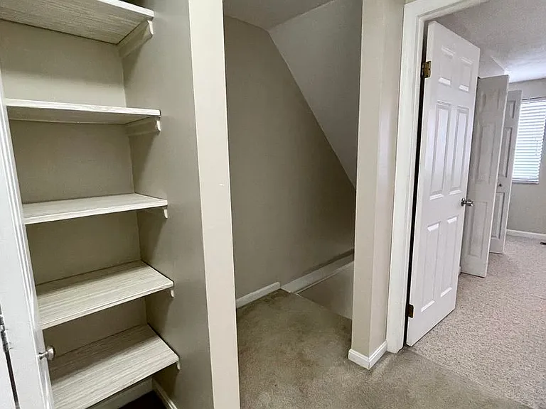 308 Ridge Point Cir — Photo 19