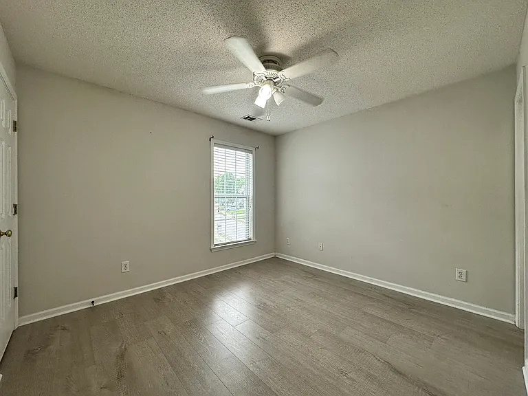 3535 Ridgefair Dr — Photo 17