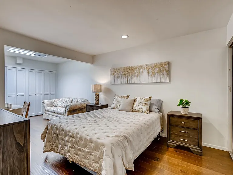 957 La Bonita Dr — Photo 6