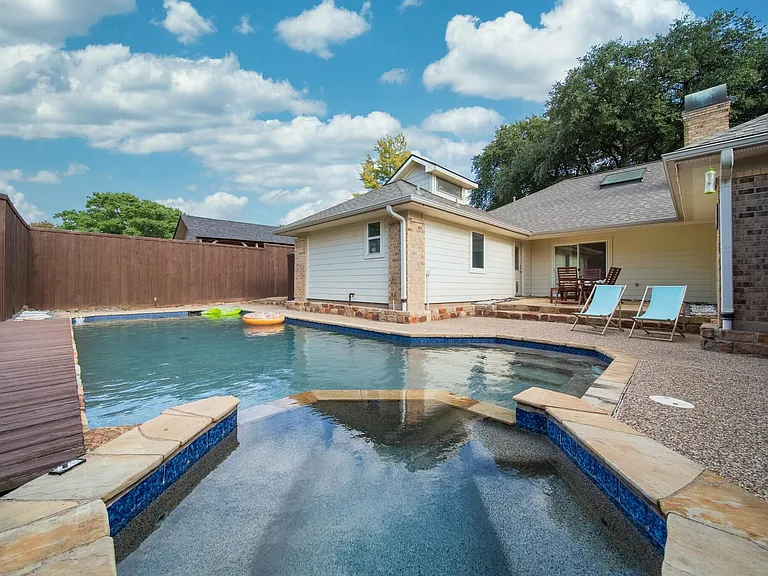 1021 Mellville Dr — Photo 31