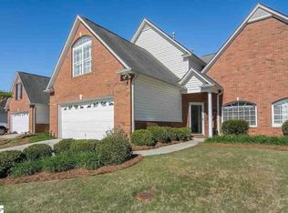 111 High Crest Ct, Simpsonville, SC 29681