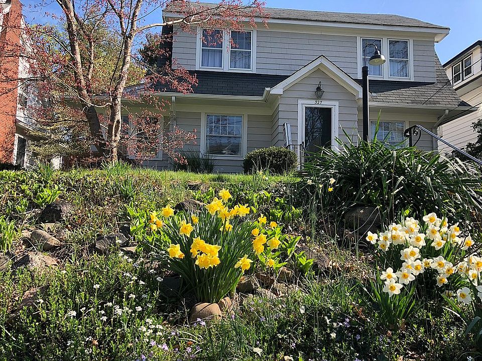Spring time at 327