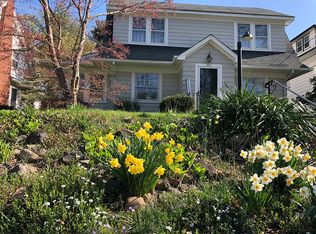 327 Westview Ave, Leonia, NJ 07605