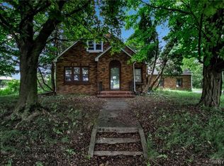 11538 Main St, Clarence, NY 14031