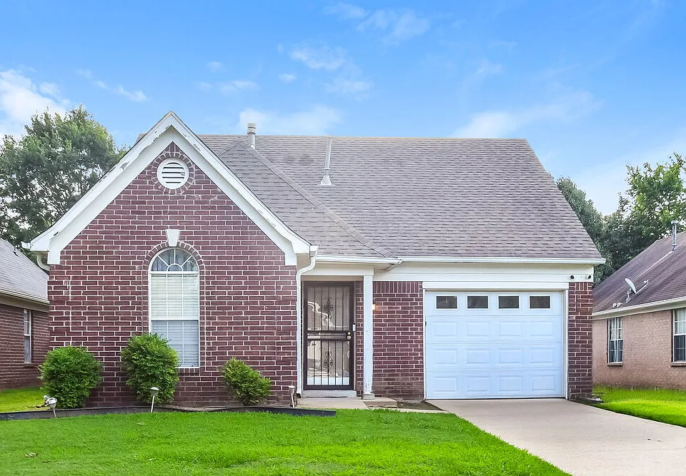 5714 Alexandria Ln