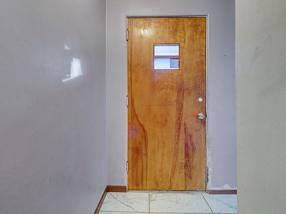 5th image of 478 Fairfield Ave NW