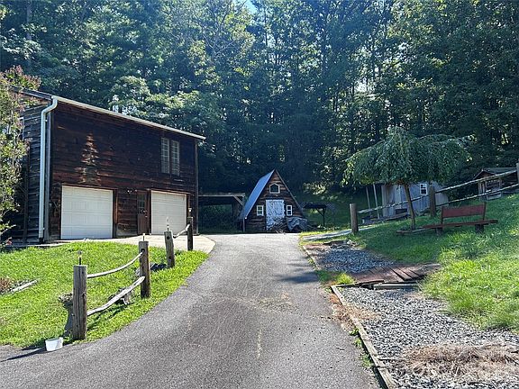 5th image of 3421 & 3423 Rector Corner Rd