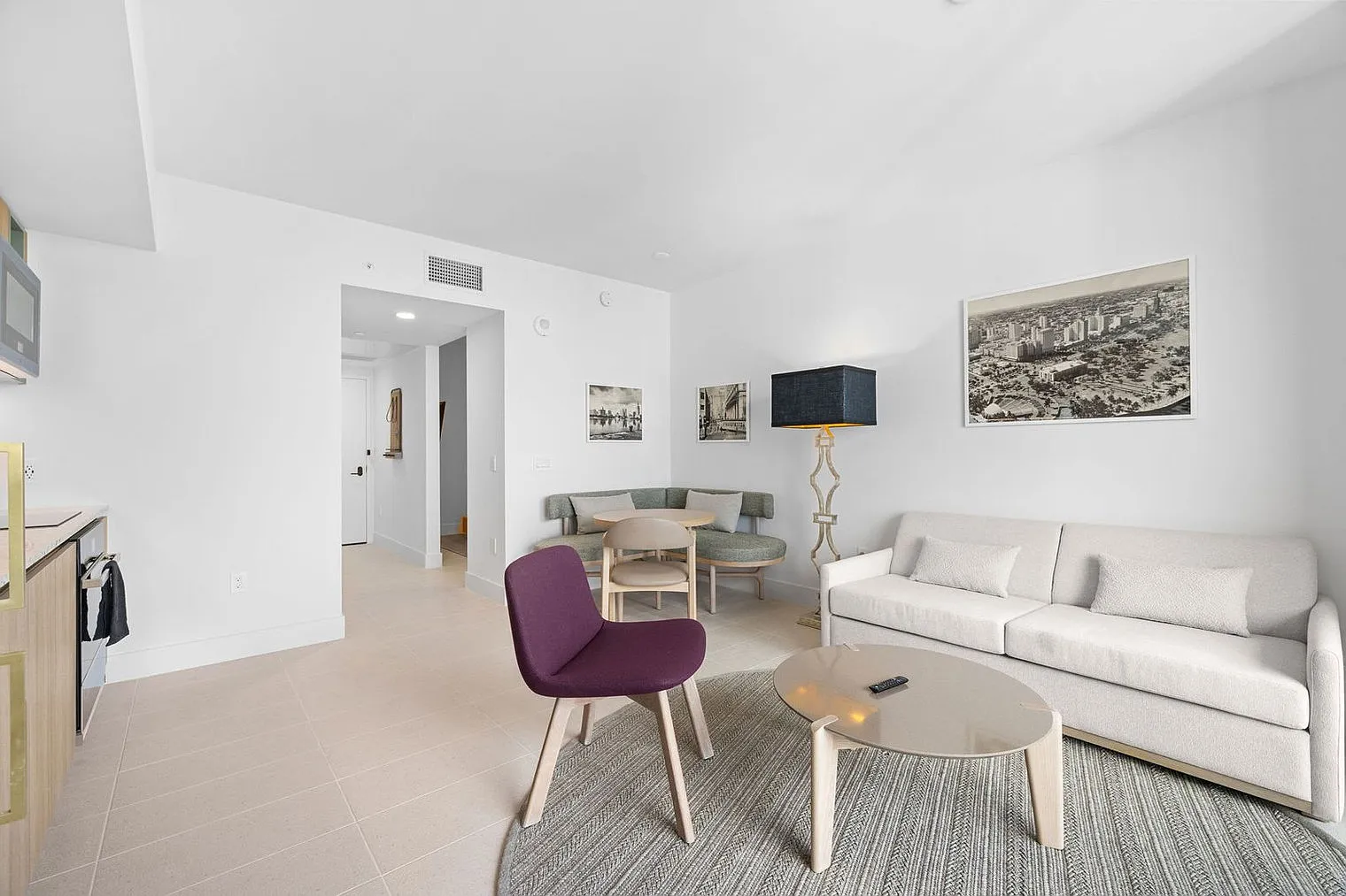 1 bed, 1.0 bath, 462 sqft, $2,692 — Photo 1