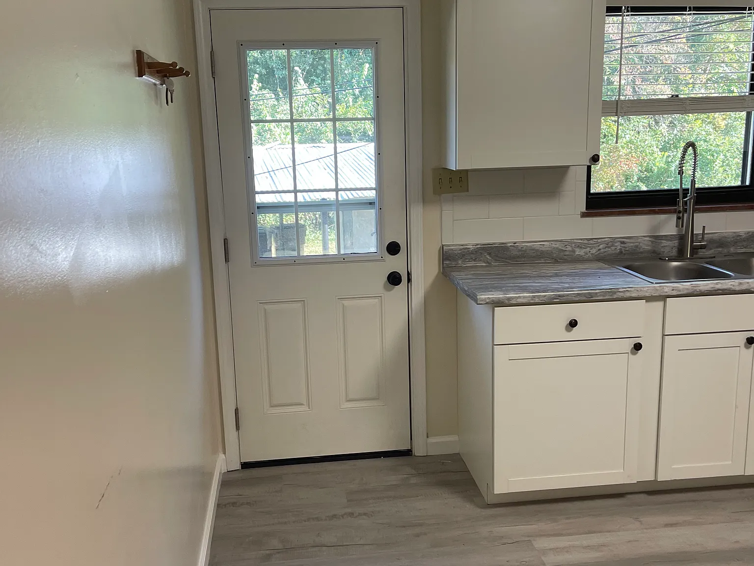 2 bed, 1000 sqft, $1,450 — Photo 4