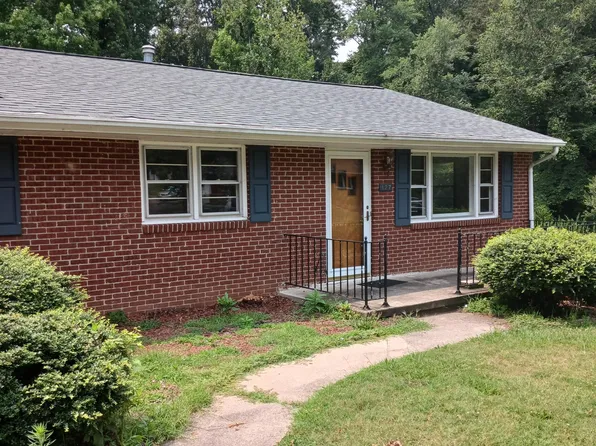 127 Vinton Pl, Danville, VA 24540