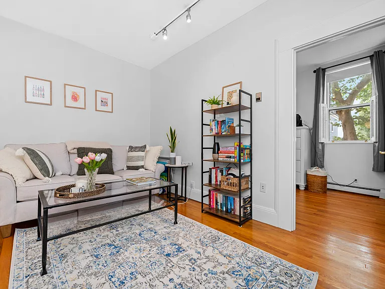 249 Bunker Hill St #1F — Photo 5