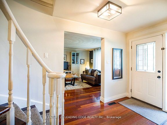 5th image of 11 Thornbay Dr