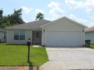 10521 Wilderness Ln, Pensacola, FL 32534