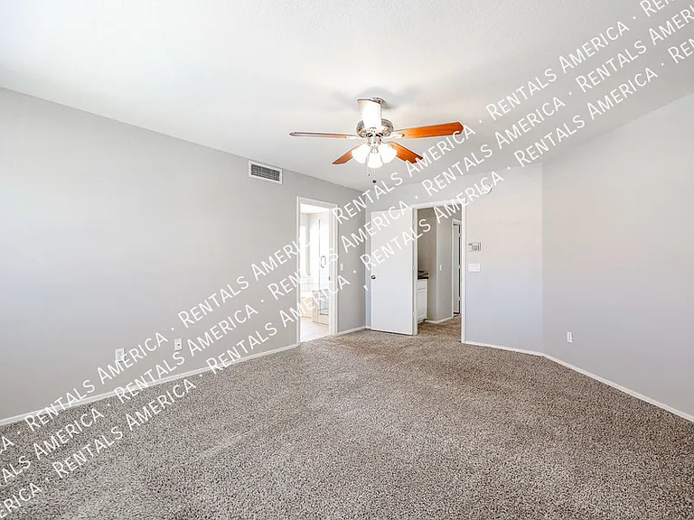 2361 W Myrtle Dr — Photo 13