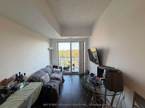 4th image of 158 King St S #902